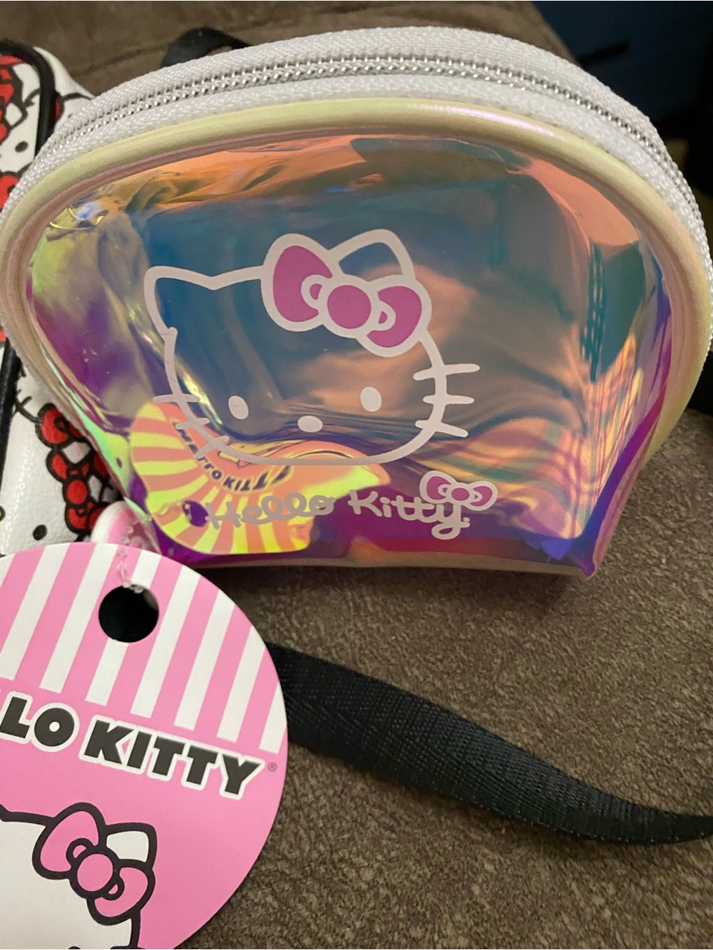 Hello Kitty Pink Necklace with Crossbody and Iridescent Pouch - Picture 4 of 5